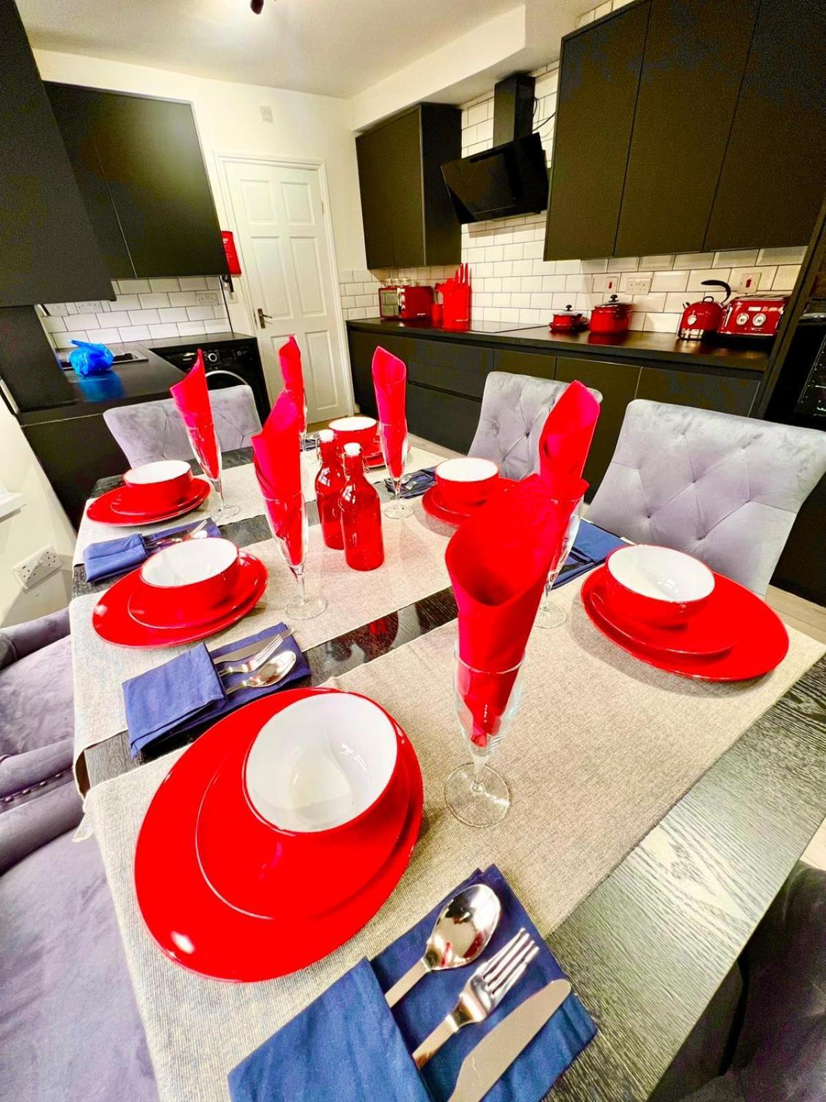 Stratford City - Luxe House With Garden Villa Londra Esterno foto