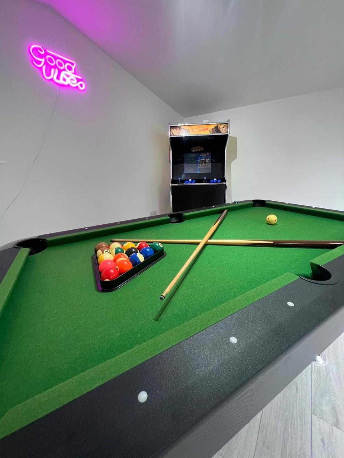 Stratford City - Luxe House With Garden Villa Londra Esterno foto
