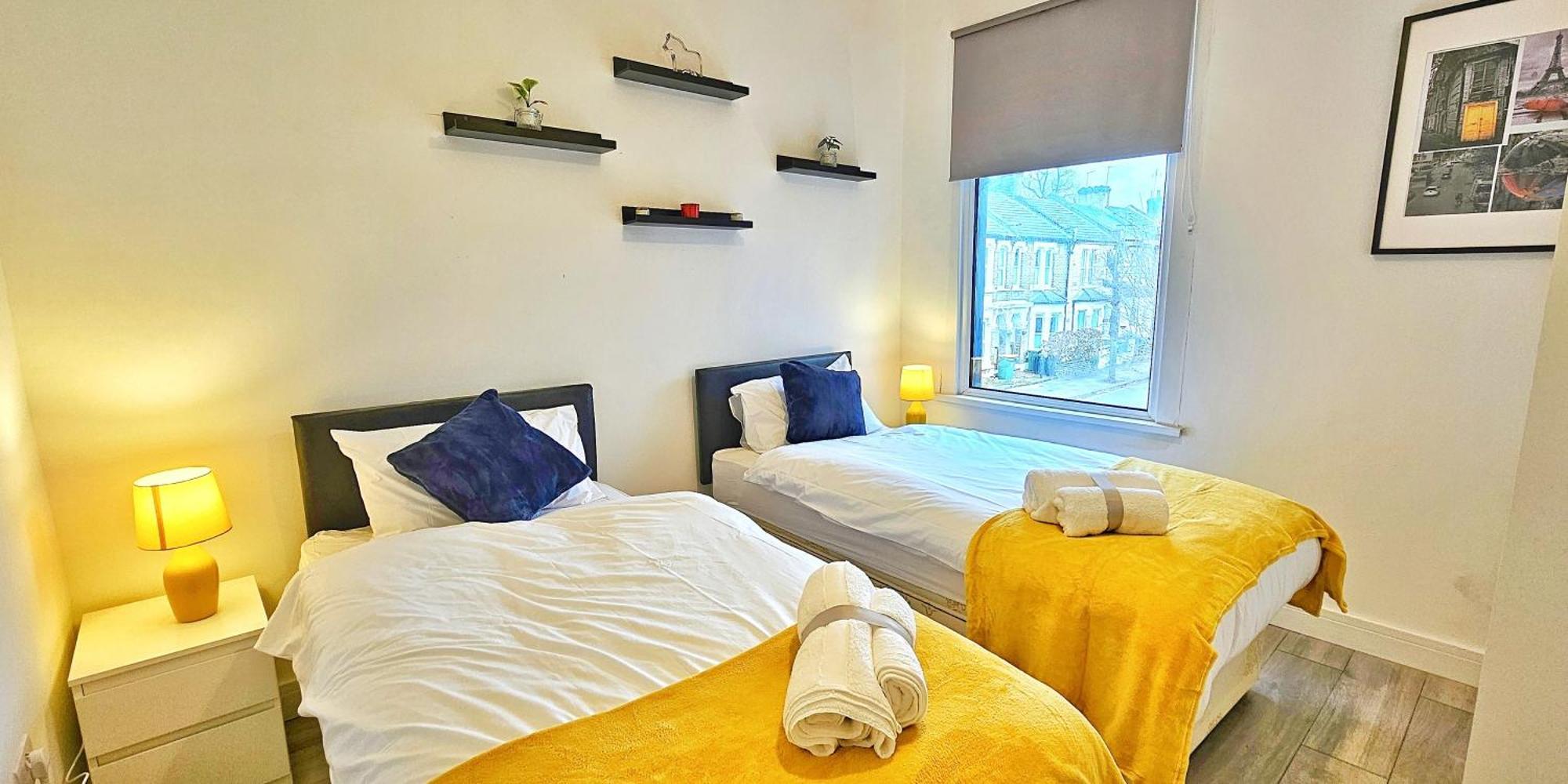 Stratford City - Luxe House With Garden Villa Londra Esterno foto